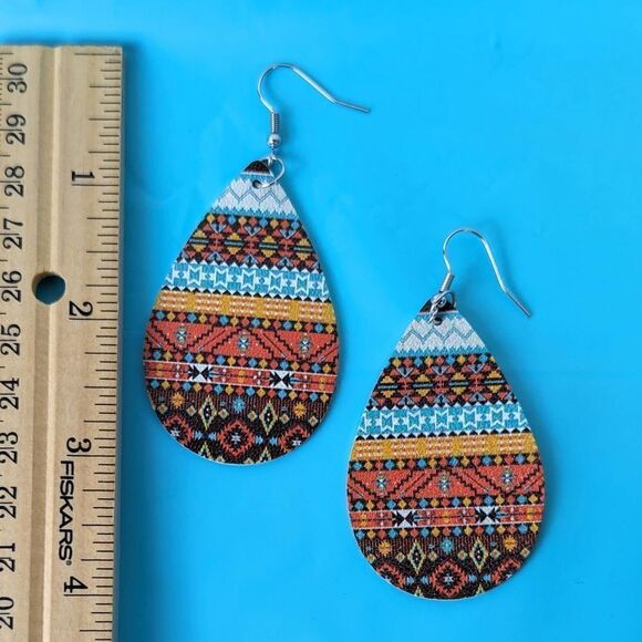 Aztec Design Teardrop Dangle Earrings - Picture 4 of 4